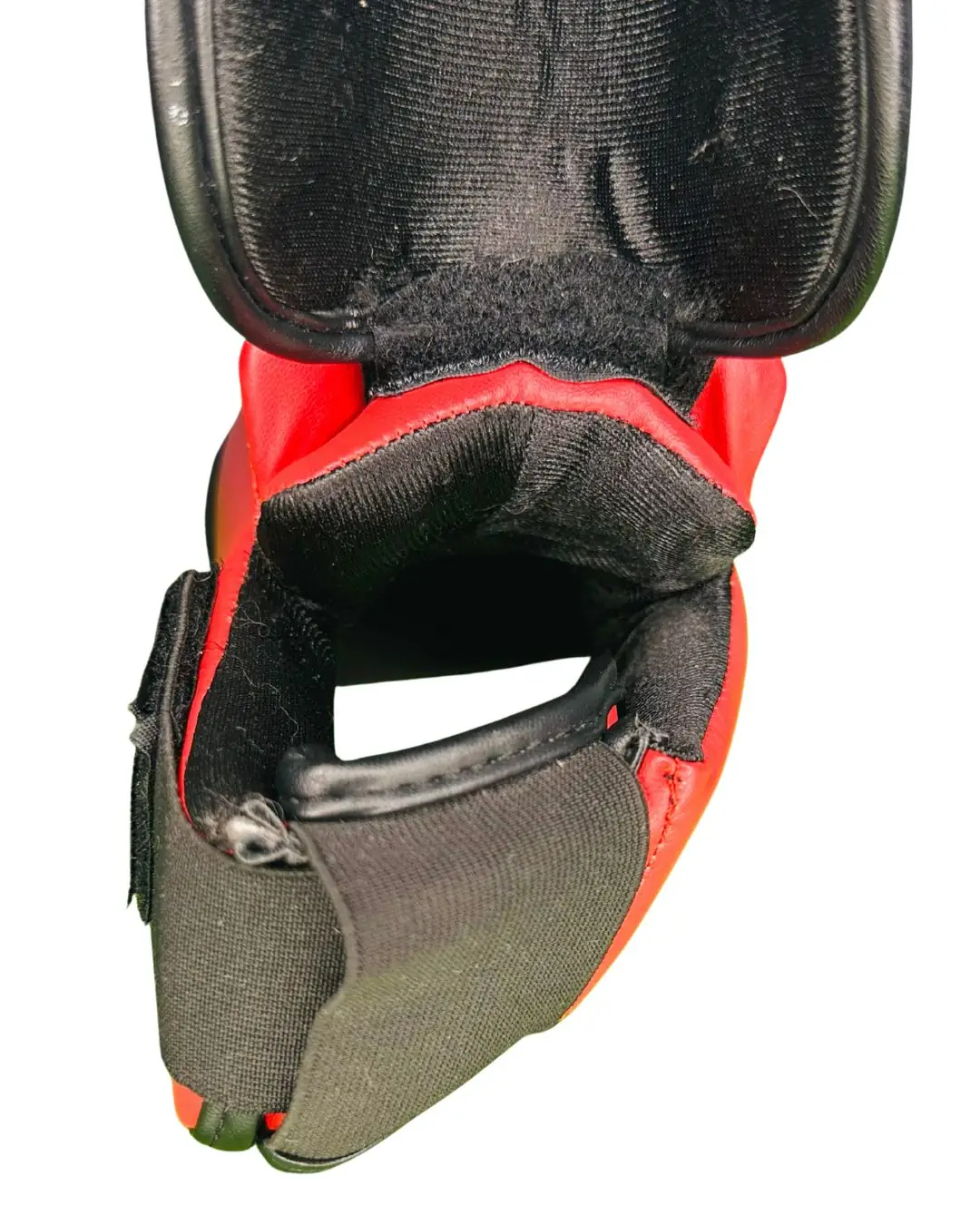 USI UNIVERSAL Shin Pads with Instep – Red, Large - Image 5